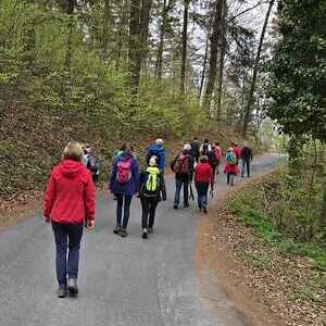 Traditionell pilgerten wir am weißen Sonntag nach Rein