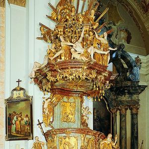 Innenansicht Basilika / Pfarre Graz-Mariatrost  Die Kanzel, um 1770, wird Veit Königer zugeschrieben.